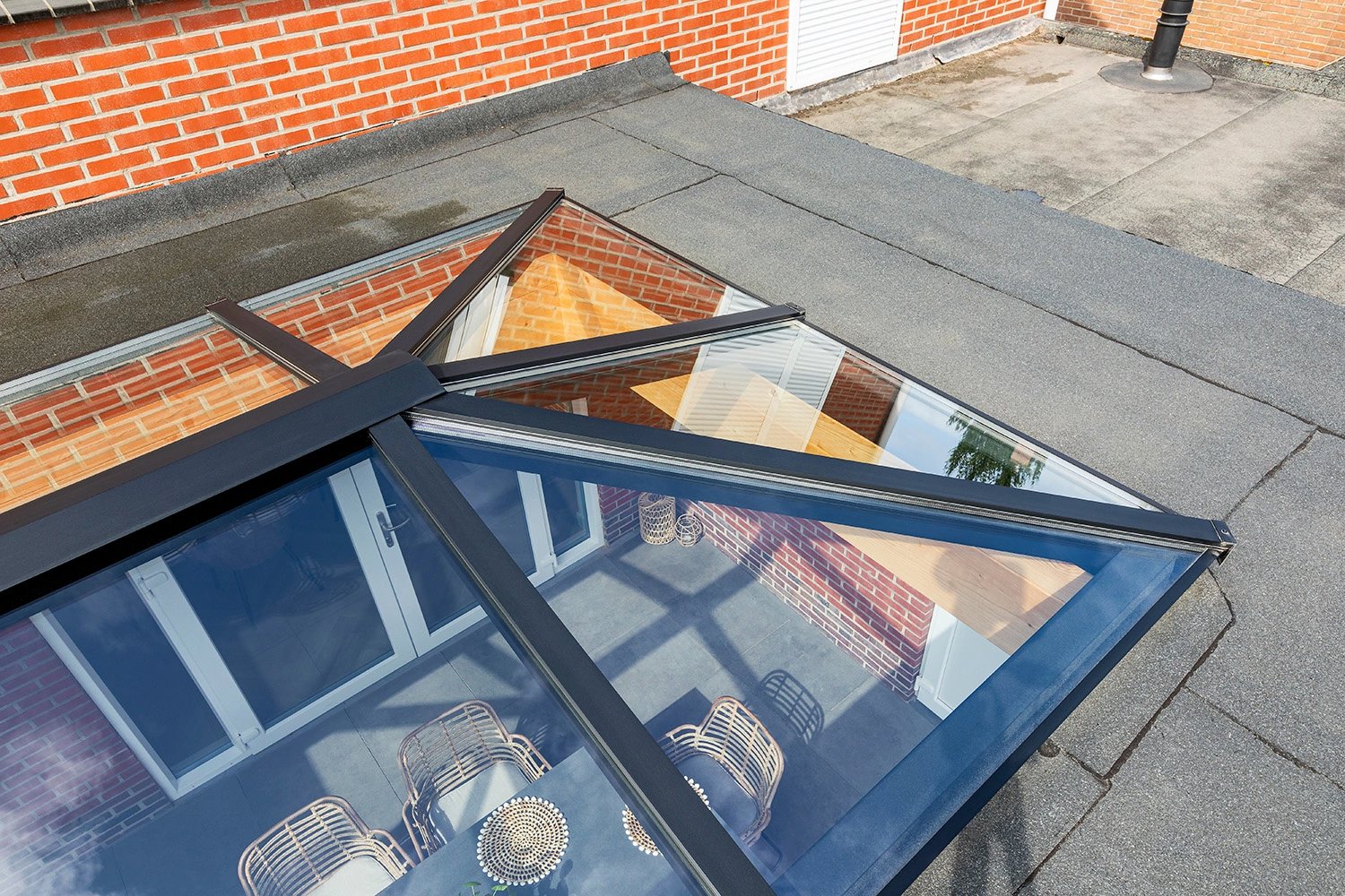 Drie-redenen-waarom-je-niet-zelf-een-lichtstraat-moet-maken